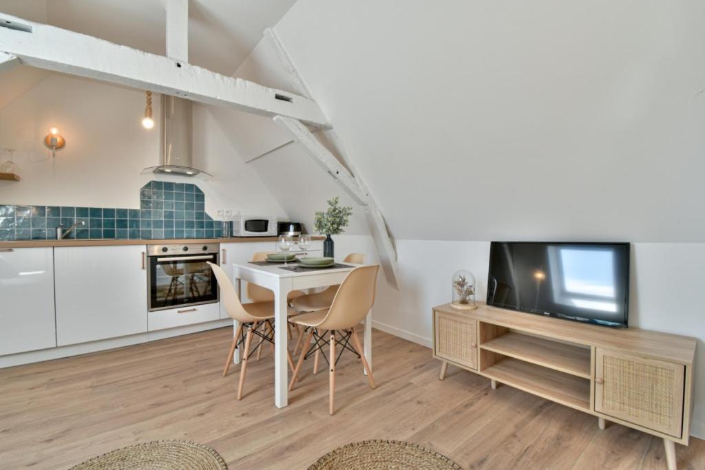 Residence Jean Hardy - Hyper Centre, Parking Gratuit, Wifi, Clim, Gare Valenciennes Exterior photo