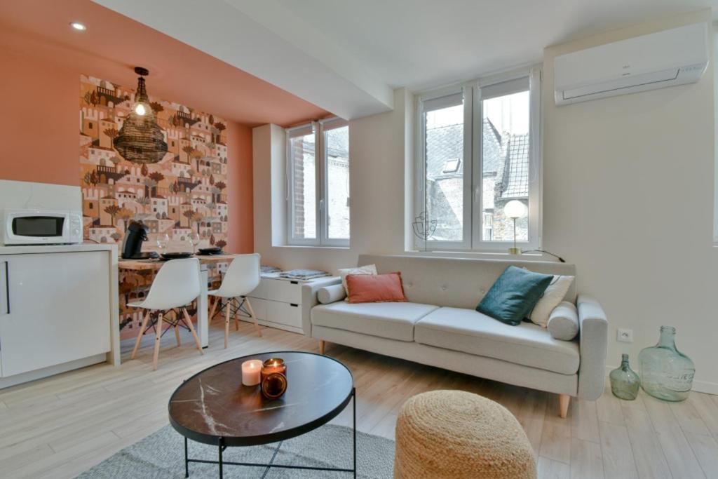 Residence Jean Hardy - Hyper Centre, Parking Gratuit, Wifi, Clim, Gare Valenciennes Exterior photo