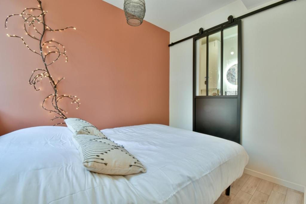 Residence Jean Hardy - Hyper Centre, Parking Gratuit, Wifi, Clim, Gare Valenciennes Exterior photo